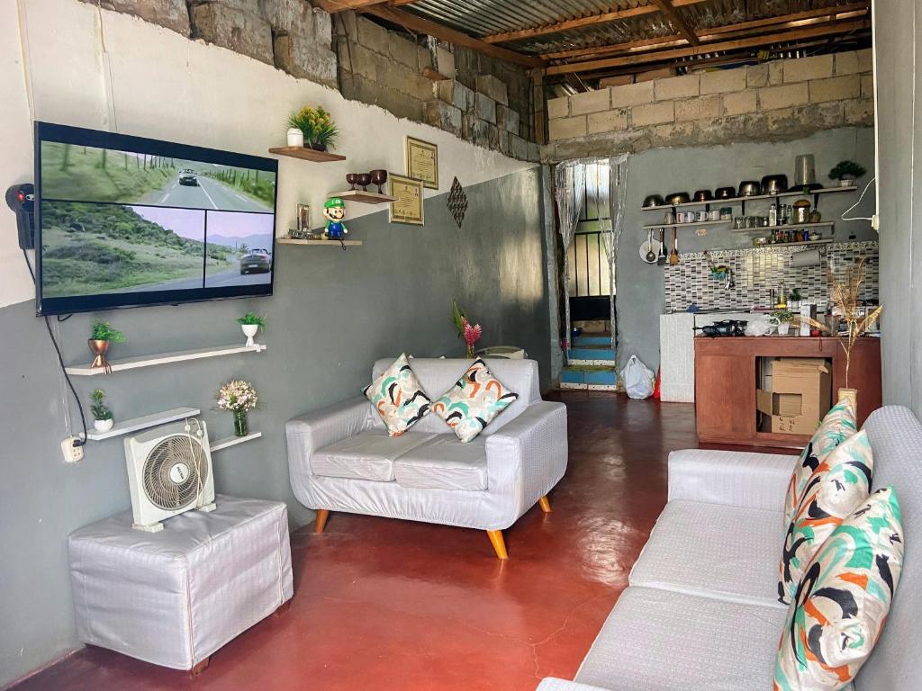 Casa Tingales