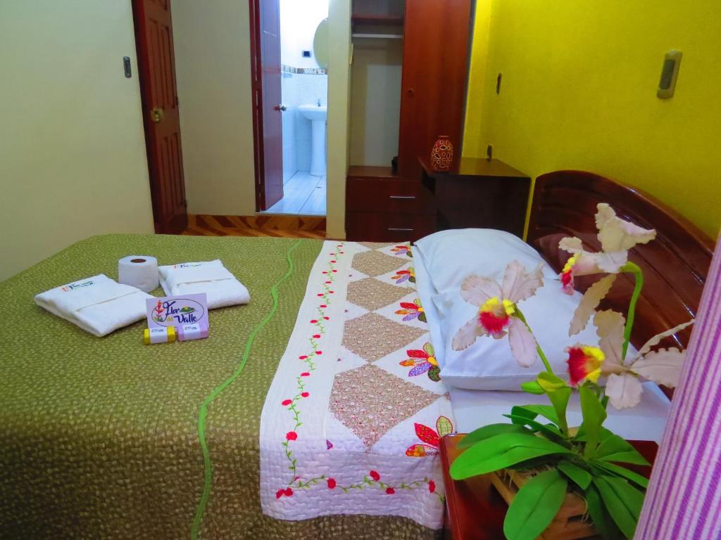 Flor del Valle Posada