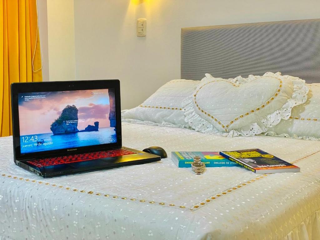 Jultom Inn Hotel & Suites