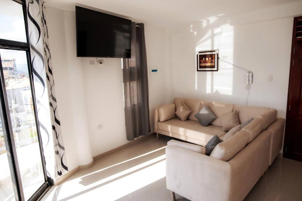 Palmera House